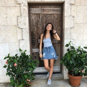 Meet your Posher, Sabrina